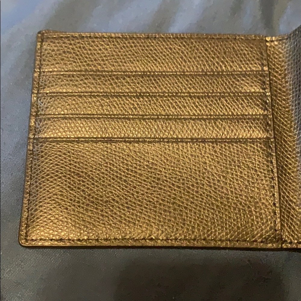 Micheal Kors wallet - Picture 3 of 4